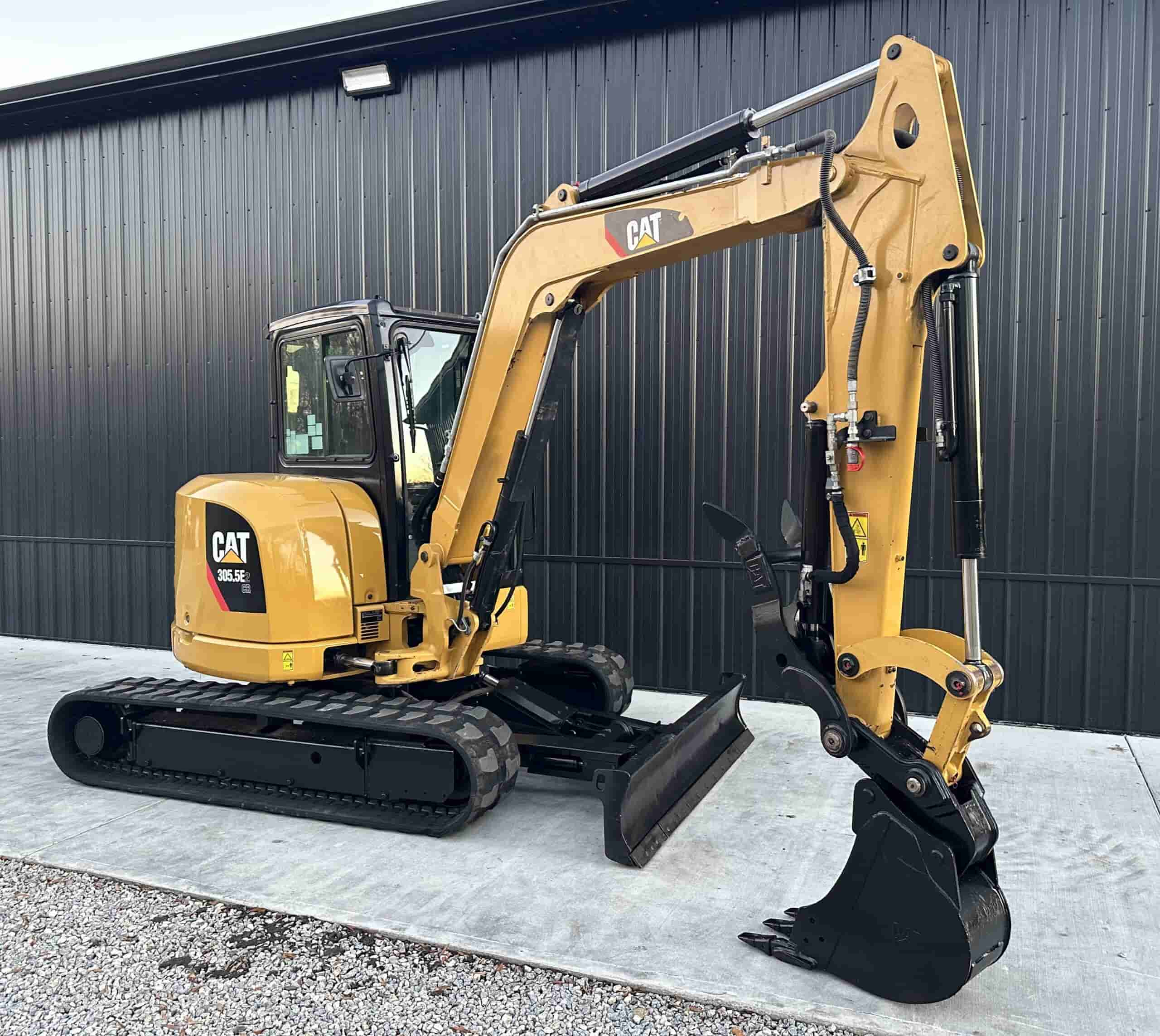 2019 CAT 305E2
